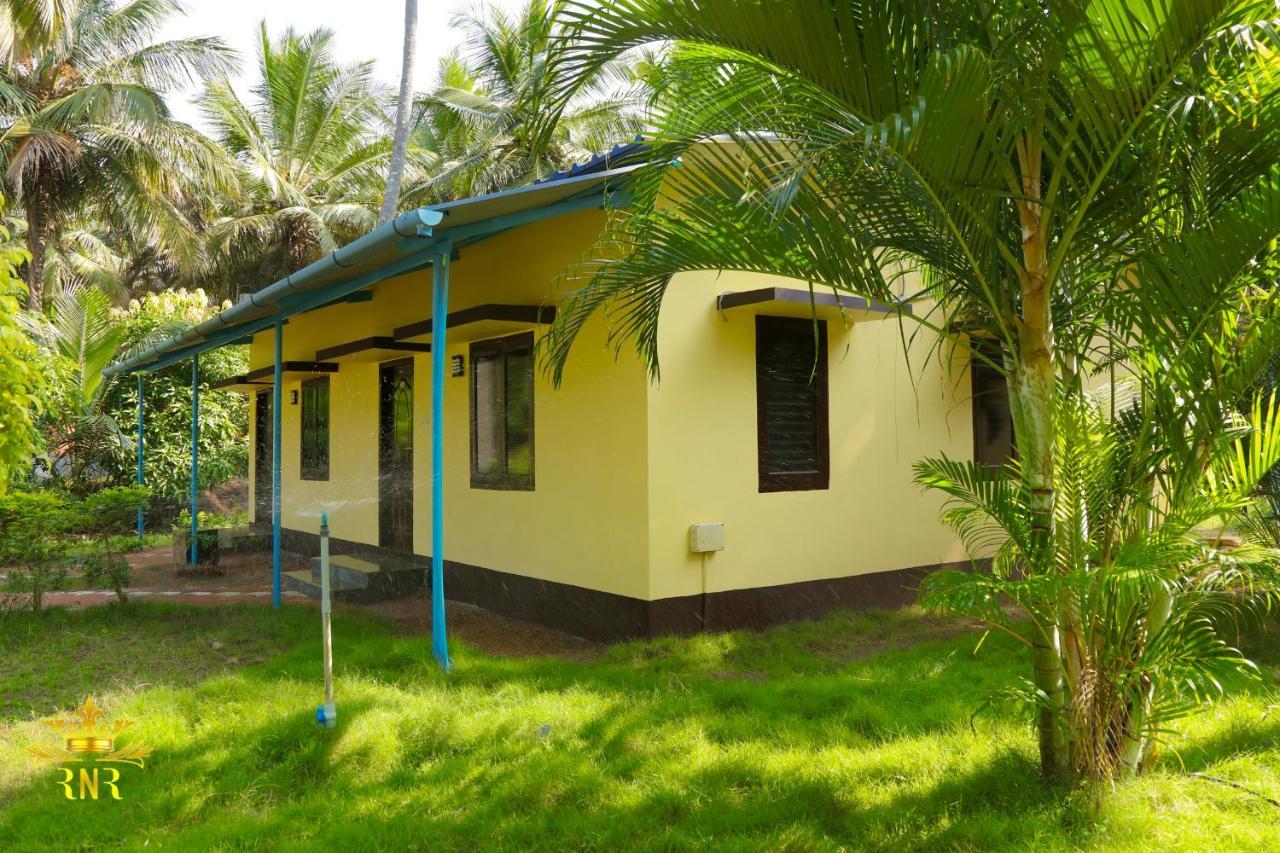 Royal Nature Resort Pollāchi Екстериор снимка