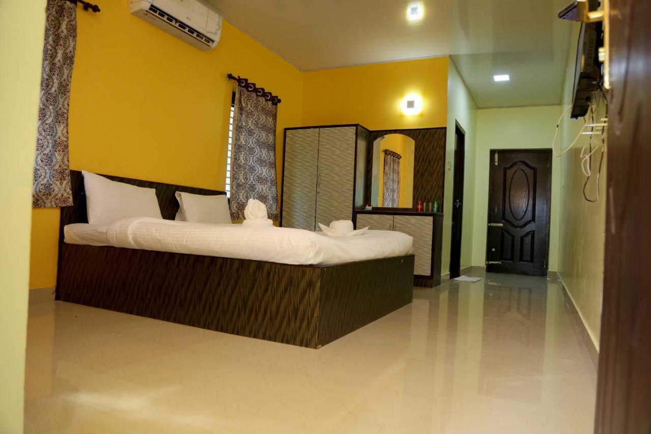 Royal Nature Resort Pollāchi Екстериор снимка